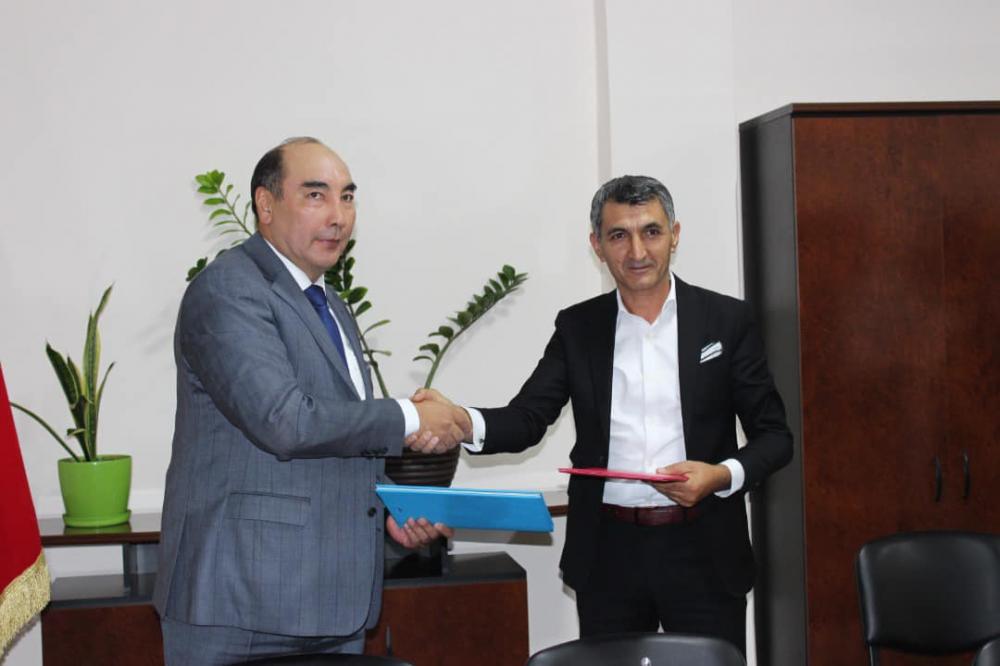 Фото со страницы Посольства Казахстана в Кыргызской республики в соцсети Facebook