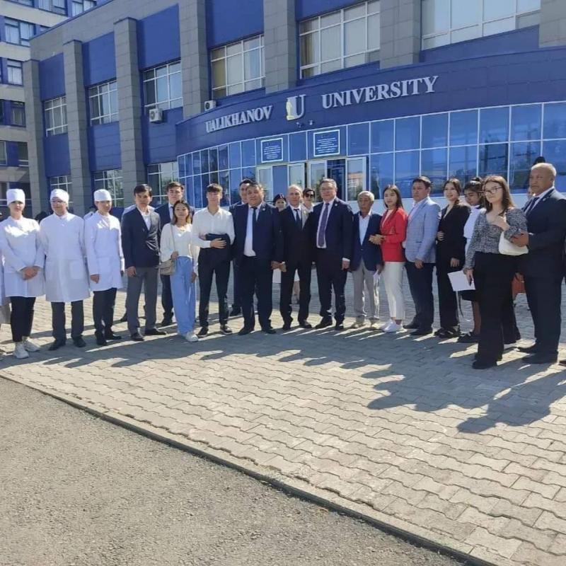 В Кокшетау прошла церемония гашения почтовой марки в честь 60-летия Кокшетауского университета им.Ш.Уалиханова