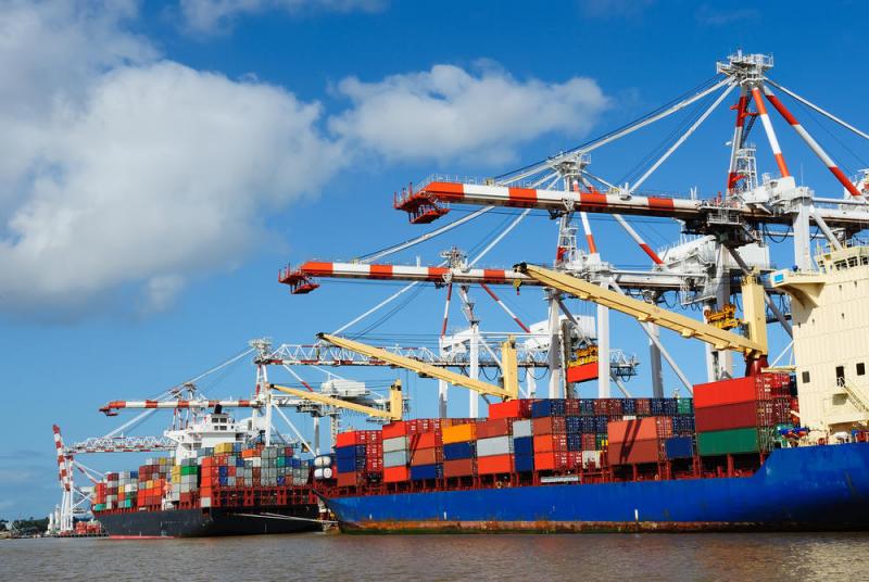 В контейнерный хаб в порту Актау инвестируют 21,7 млн. долларов