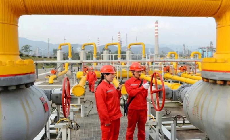 Китай прекратит поставки газа в Европу для обеспечения отопительного сезона - Bloomberg