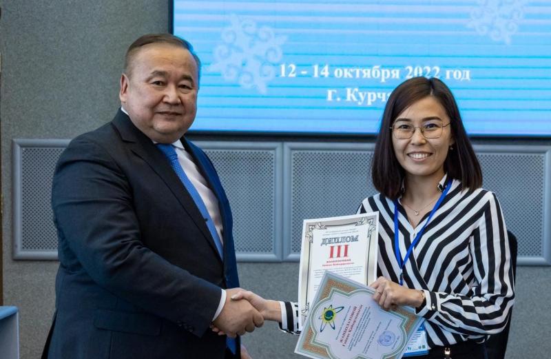 Казахстан воспитал новую смену специалистов атомной энергетики