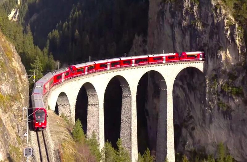 Швейцарияда ең ұзын жолаушылар пойызы рекорд орнатты