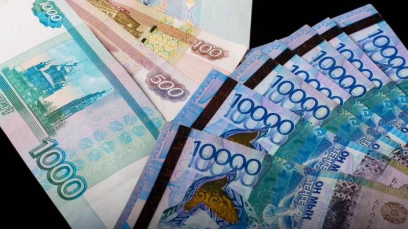 Будет стоять тверже рубля! Министр экономики предсказывает укрепление курса тенге