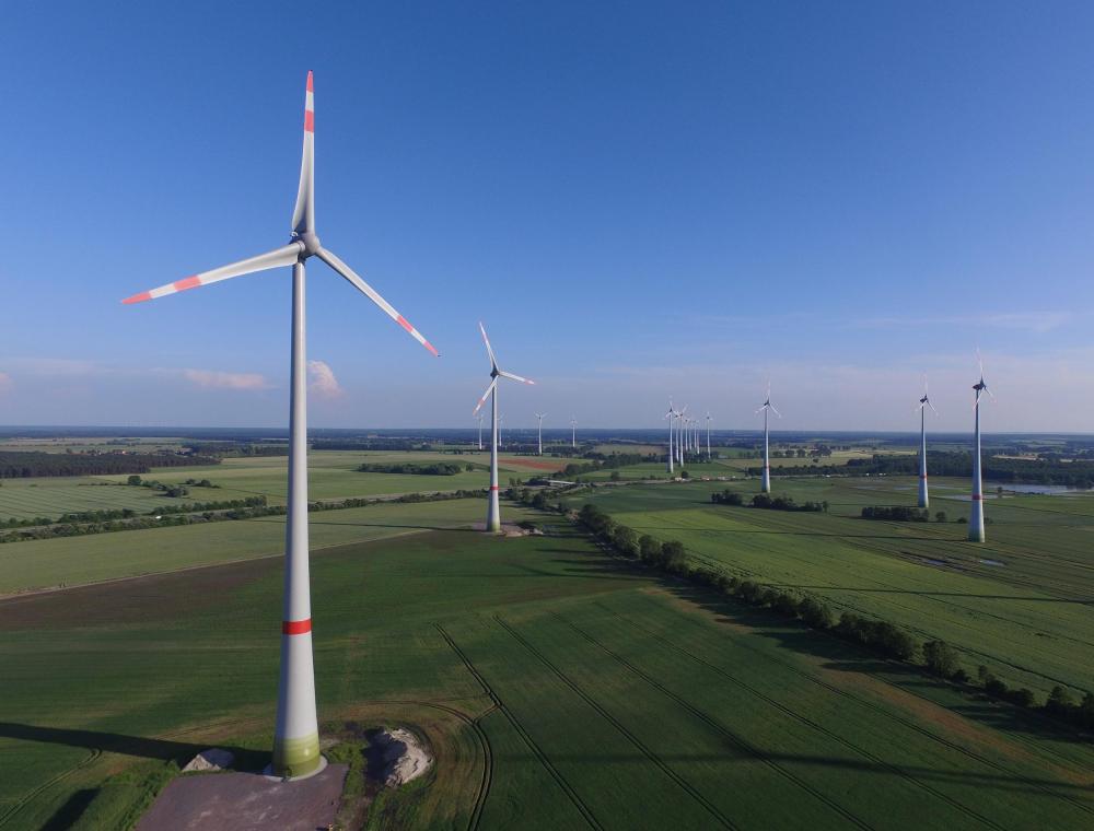 Ветроэнергостанции в Германии. Фото из открытых источников.