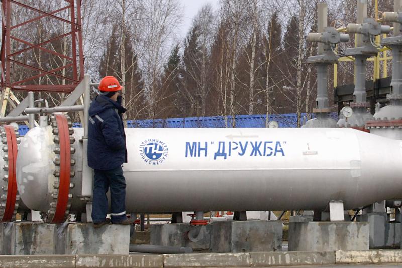 Россия готова доставить казахстанскую нефть в ФРГ