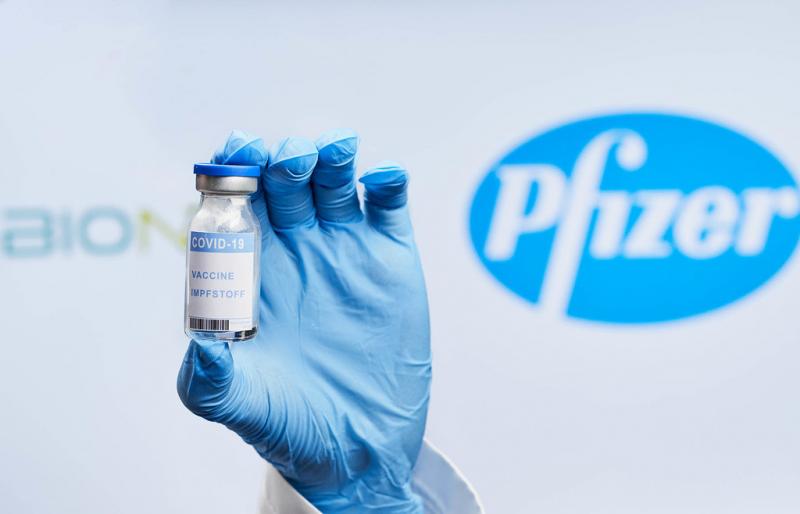 На KASE приостановили торги бумагами Pfizer