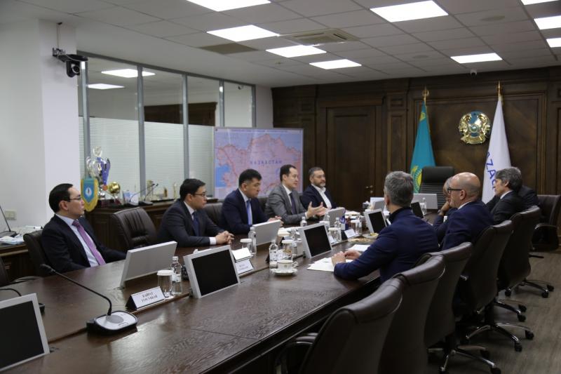 QazaqGaz и Eni обсудили возможности сотрудничества в сфере переработки газа