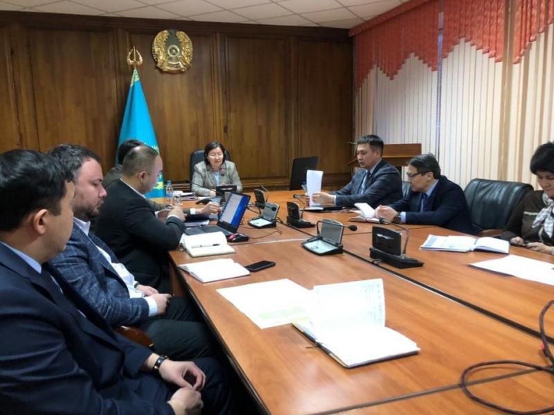 Ақтөбе облысының әкімдігінде «Жайлы мектеп» жобасын іске асыру мәселелері бойынша кеңес өтті