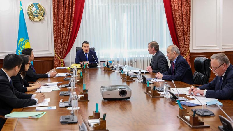 Стабильную работу КТК пообещал премьеру Горбань