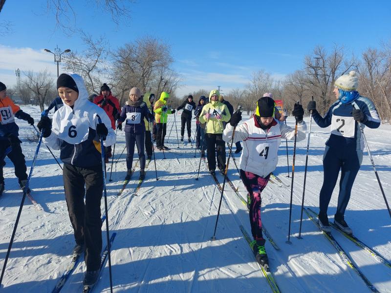 Карагандинские железнодорожники на профсоюзной лыжне