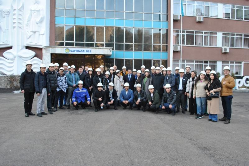 Молодежь АлЭС прошла обучение, организованное Фондом 