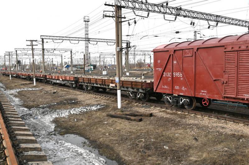 Қазақстанның оңтүстігінде қарғын суға қарсы 15 пойыз әзірленді