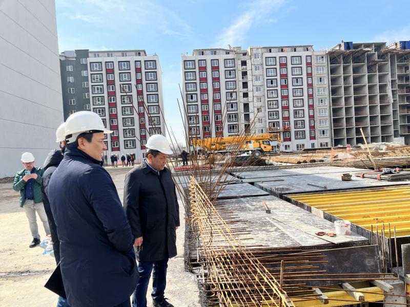 SK Construction басшысы Алматыда бой көтеріп жатқан «Ақкент» тұрғын үй кешеніне барды