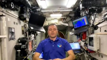Космонавт поздравил казахстанцев с Наурызом с орбиты  