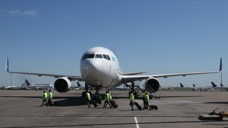 Пассажир заявил о бомбе на борту самолета в Астане