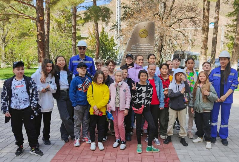 Школьники посетили Капшагайскую ГЭС им. Ш.Чокина