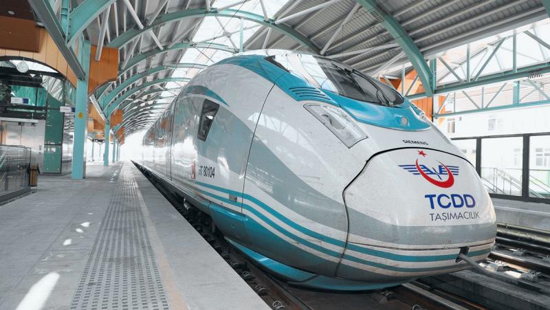 Анкара - Сивас бағытында жоғары жылдамдықты теміржол желісі іске қосылды