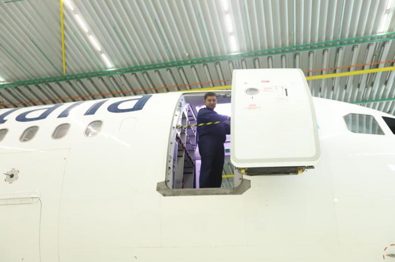 Стань авиатехником Air Astana
