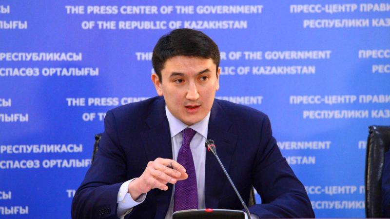 "Зарплата в 800 тыс тенге" - Мирзагалиев об отказе бастующих нефтяников в Жанаозене выйти на работу