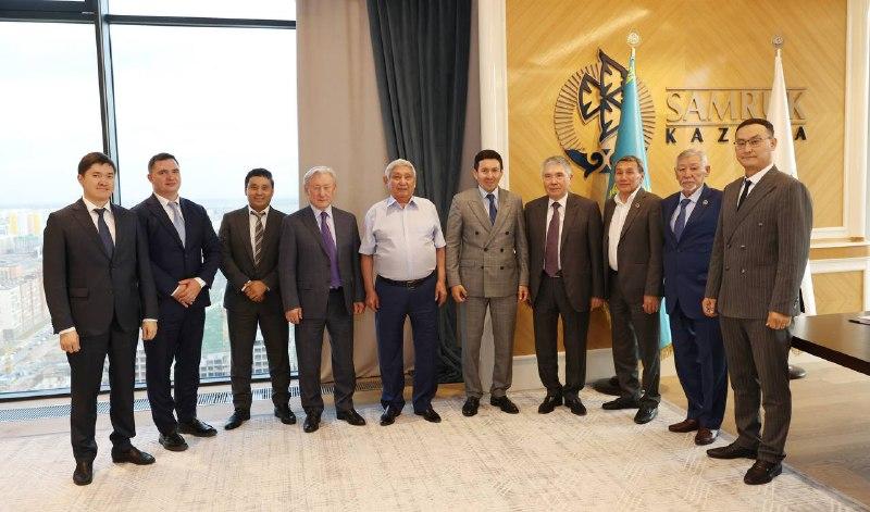 Самұрық-Қазына басшысы мұнай-газ ардагерлерімен бас қосты