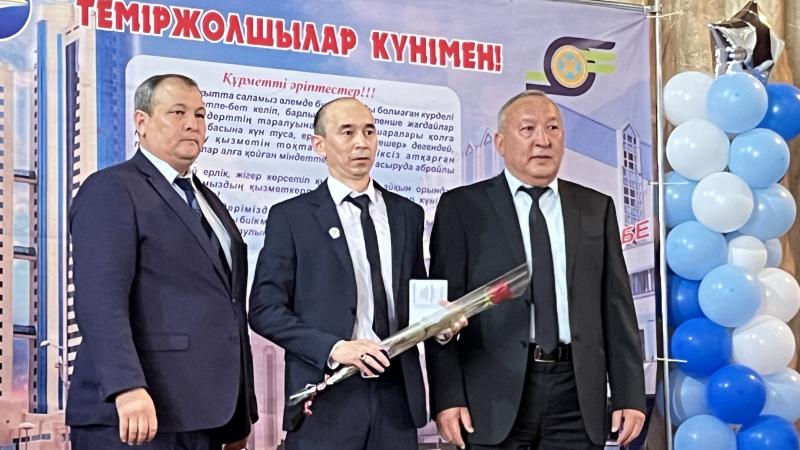 Ақтөбе мен Орал аймақтарында 4 адам «Құрметті теміржолшы» атанды