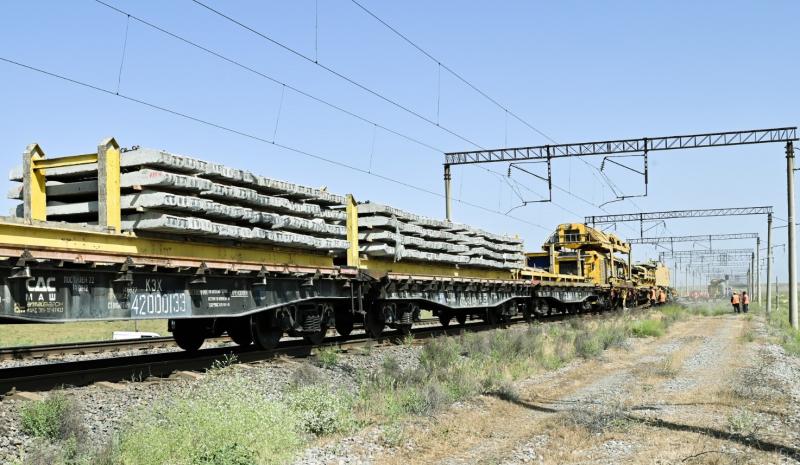  Отремонтировано более 70% железных дорог от годового плана