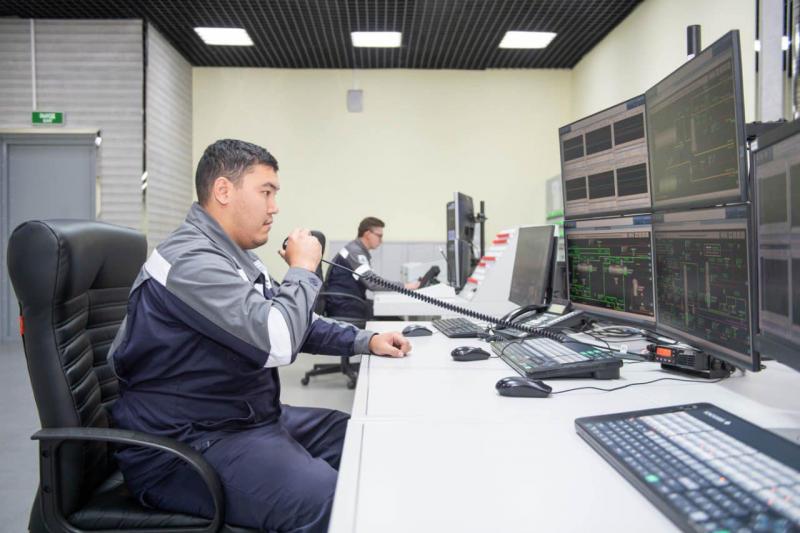 Павлодарский нефтехимический завод празднует 45-летие