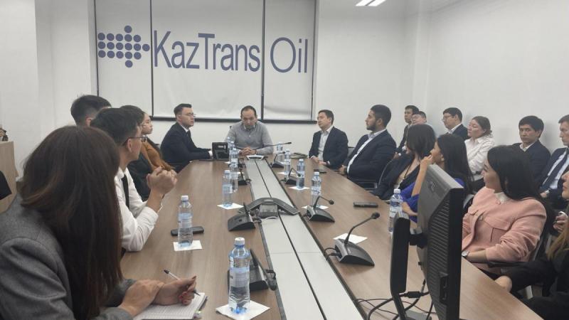 Программа "Президентский молодежный кадровый резерв": встреча в КазТрансОйле