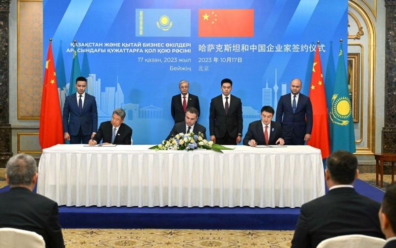 Sinopec вошел в проект строительства завода по производству полиэтилена