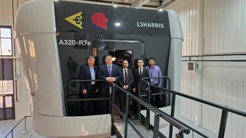 Региональный директор ИКАО посетил Центр летной подготовки Air Astana