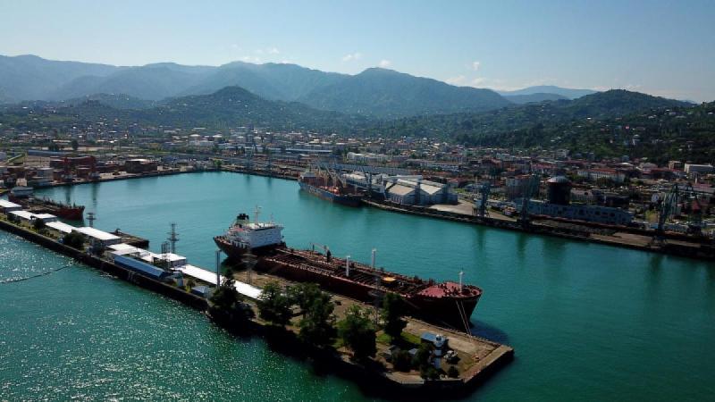 Дочерняя компания КазТрансОйл в Грузии презентовала послу Великобритании возможности Батумского морского порта