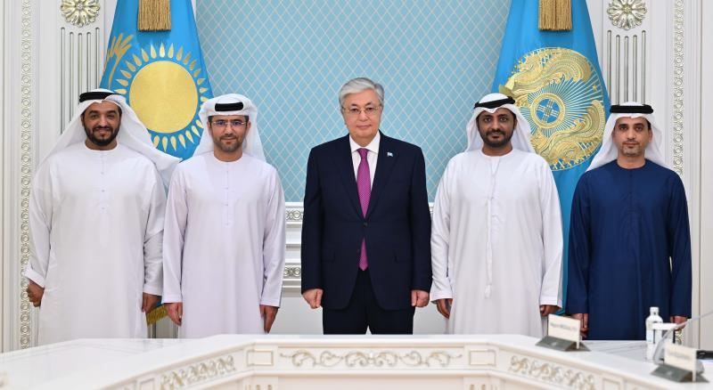 Мемлекет басшысы Abu Dhabi Ports Group басшысы Мұхаммед Жуму әл-Шамисиді қабылдады