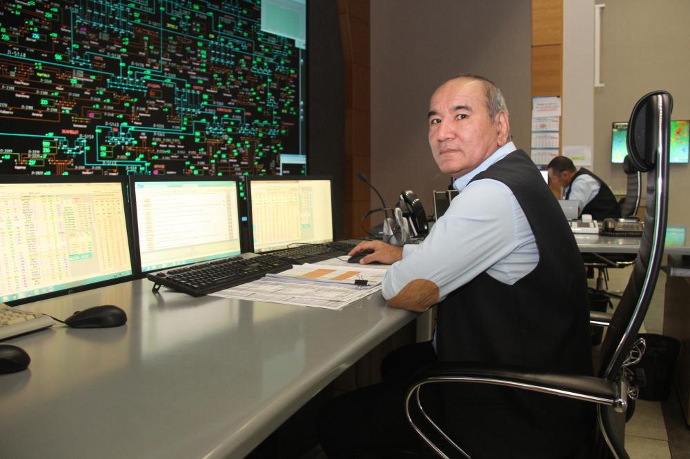 Старший диспетчер диспетчерского пункта НДЦ СО Канат Туленкулов , фото SK NEWS, Алексей Банцикин