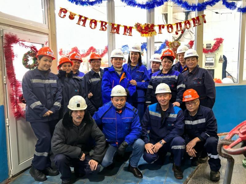 Сияние Нового года и ответственность дежурного персонала  ТЭЦ-1 им. Б. Оразбаева 