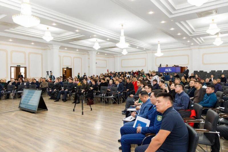 Казахстан рассматривает новый механизм выдачи разрешений на перевозку грузов