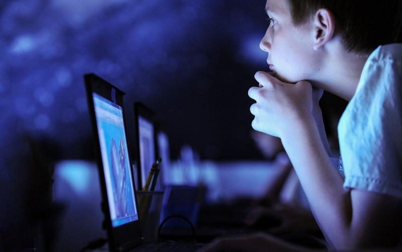 Сообщество родителей «Сенімен Болашақ» запустило петицию с требованием запретить нетрадиционный сайт для подростков