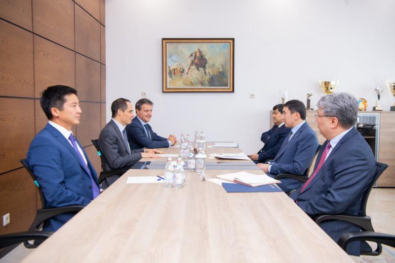 ҚазМұнайГаз бен КПО ынтымақтастық мүмкіндіктерін талқылады