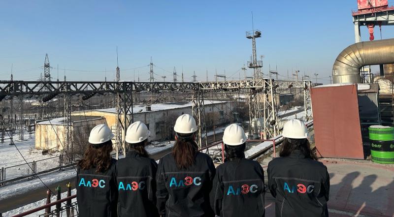 Сотрудницы АлЭС приняли участие в республиканском флешмобе