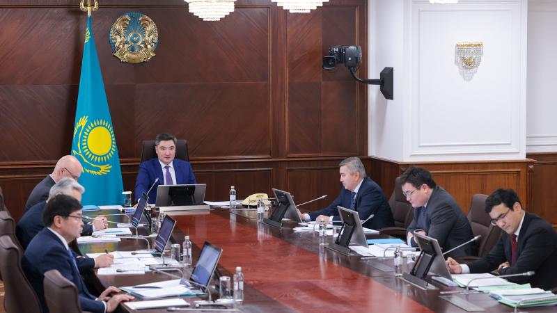 Олжас Бектенов намерен расширить меры поддержки отечественных производителей