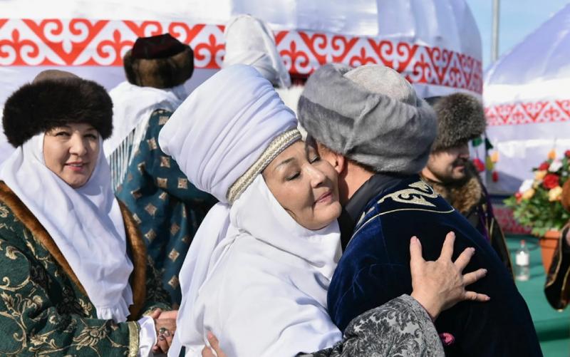 Көрісу-Амал - день встреч и приветствий