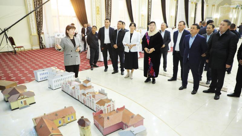 Қазақ темір жолының 120 жылдығына орай көрме өтті