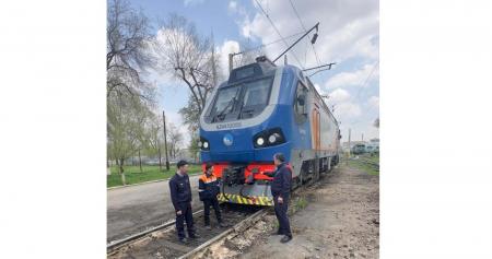 Жамбыл локомотив депосы KZ8A электровозымен толықты