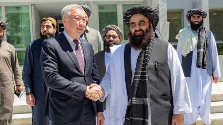 Серик Жумангарин договорился с талибами о строительстве Трансафганской железной дороги