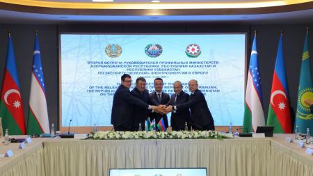 Казахстан, Азербайджан и Узбекистан планируют проложить электрокабель по дну Каспия