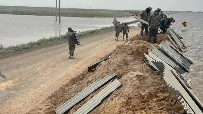 На автодороге «Атырау-Индер - Уральск» произошел перелив воды