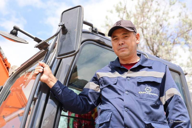 Самрук-Казына продолжает бороться с паводком