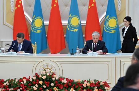 Казахстан и Китай будут проводить платежи в цифровых валютах