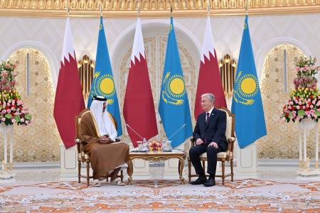 Президент Казахстана принял эмира Государства Катар