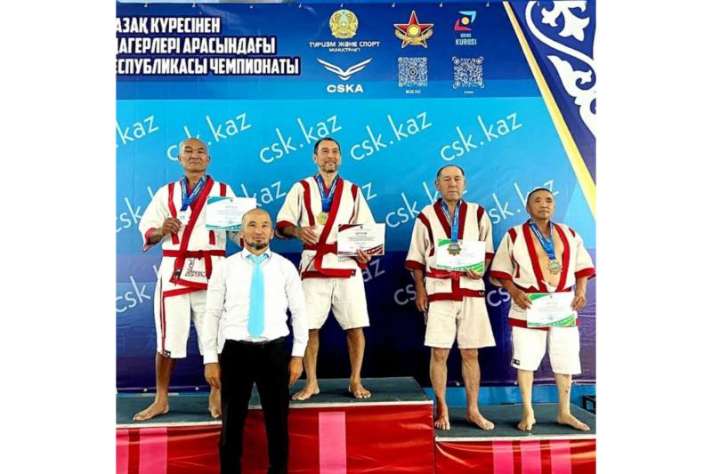 Железнодорожник из Атбасара стал призером чемпионата по казак куресі