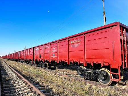 Парк Қазтеміртранс пополнился новыми полувагонами